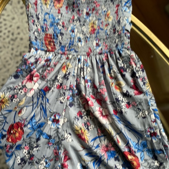 Grey Floral Strapless Silk Romper - new with tags from Marshalls - Picture 6 of 6